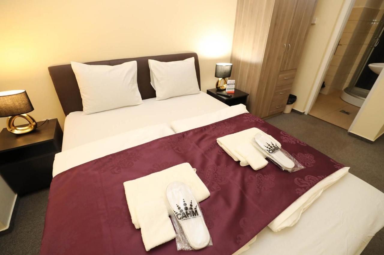 Hotel California บูดาเปสต์ ภายนอก รูปภาพ